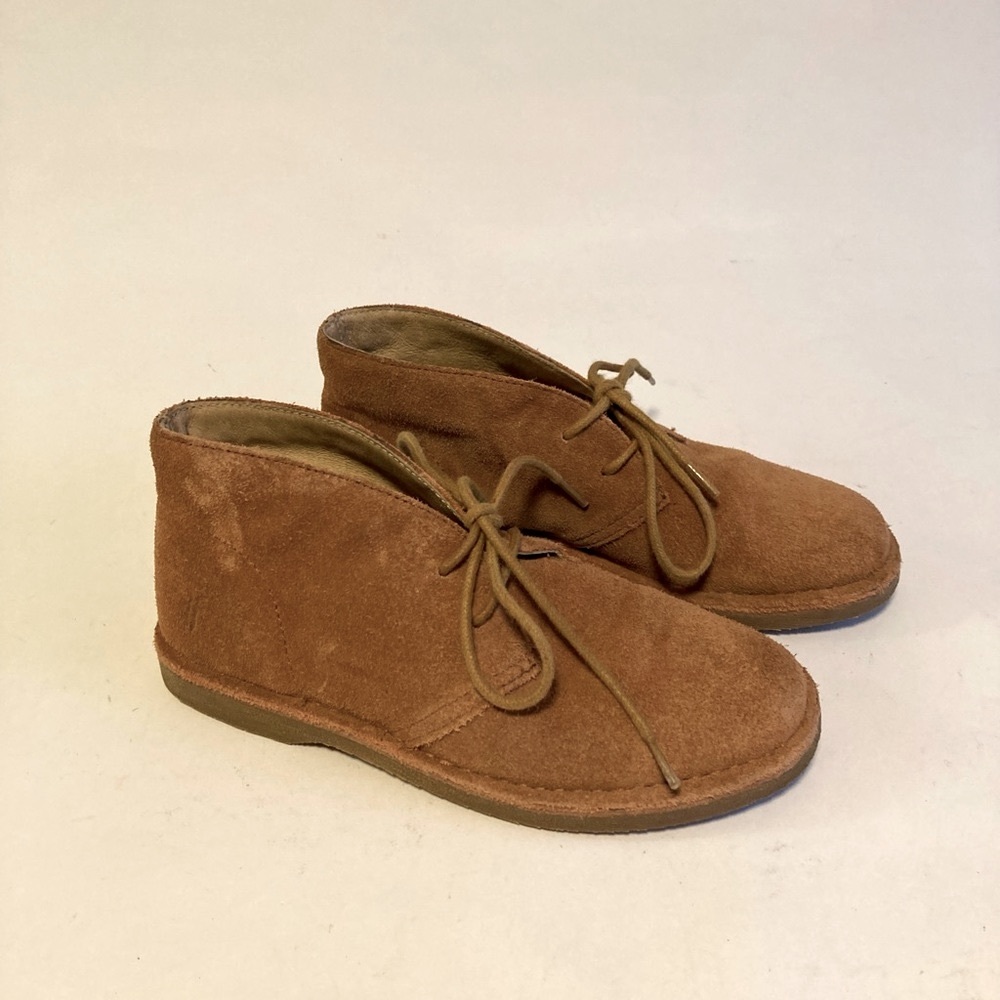Boy’s Frye Tan Suede Lace Up High Top Boots size 2